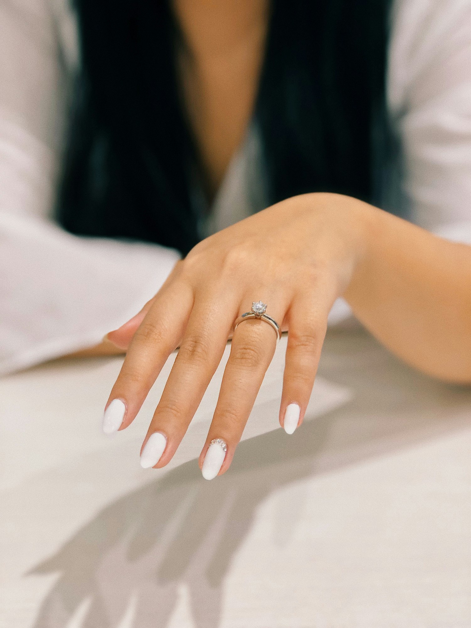 Soft neutral manicure